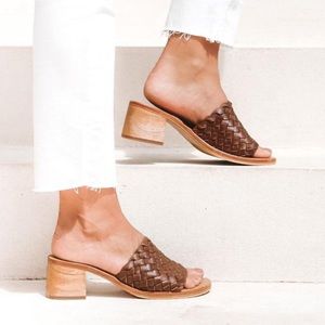 Liberté brown leather mule sandal woven 7
